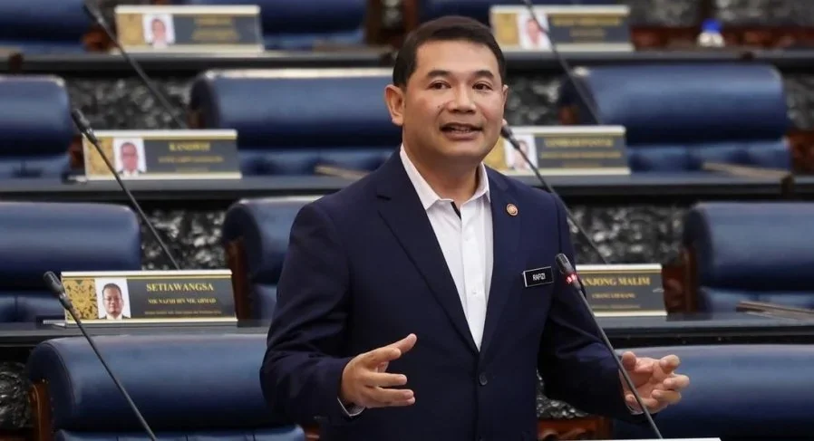 刘华才:经济持续低迷,部长责无旁贷
