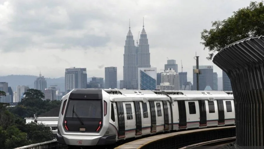 刘华才：请考虑民政党吧！