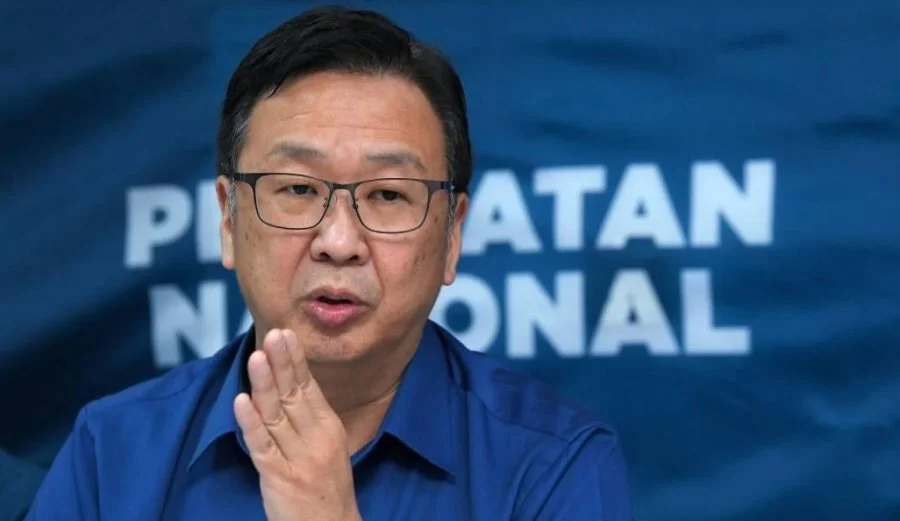 刘华才：设服务中心续服务峇六拜